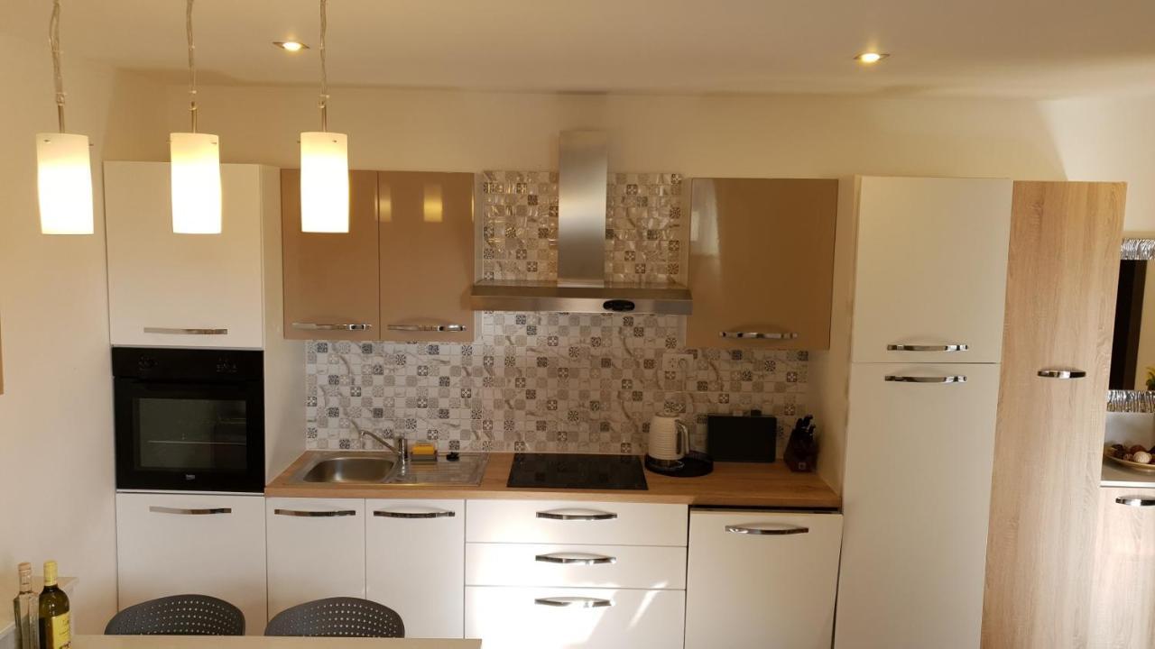 La Dolce Vita Apartments Unit 2 Posedarje Luaran gambar